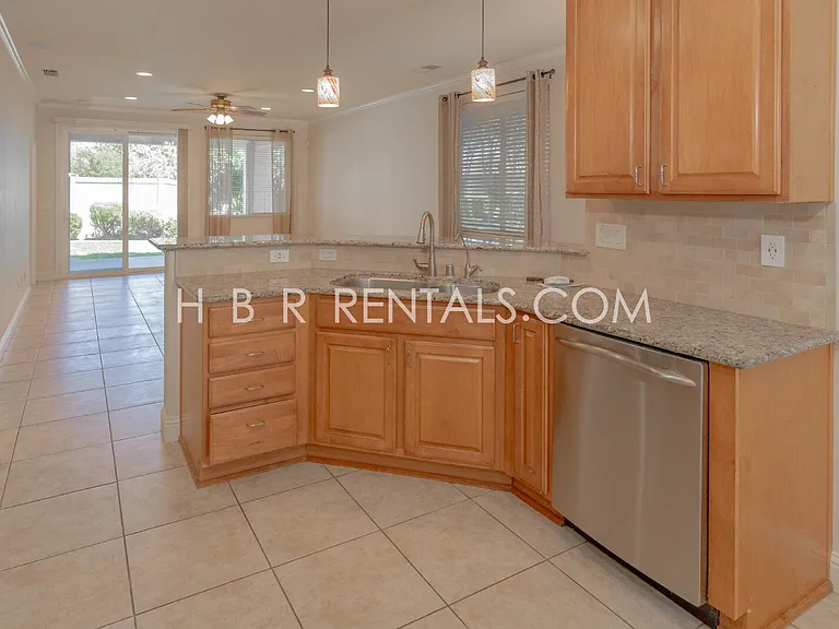 2514 Bellchase Dr — Photo 10