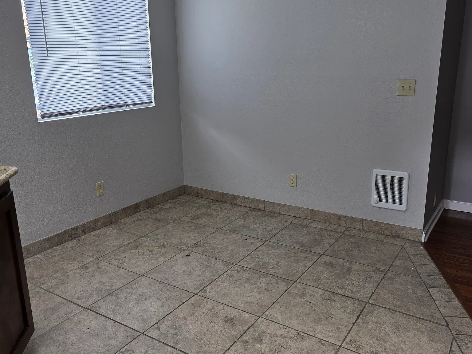 Studio, 450 sqft, $1,700 — Photo 4