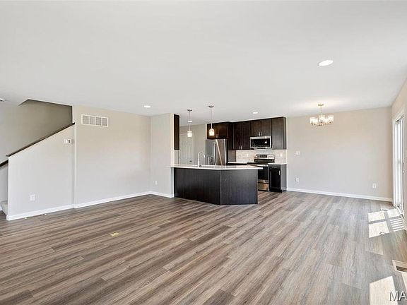 6th image of this home