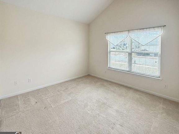 5th image of 103 Camden Rd