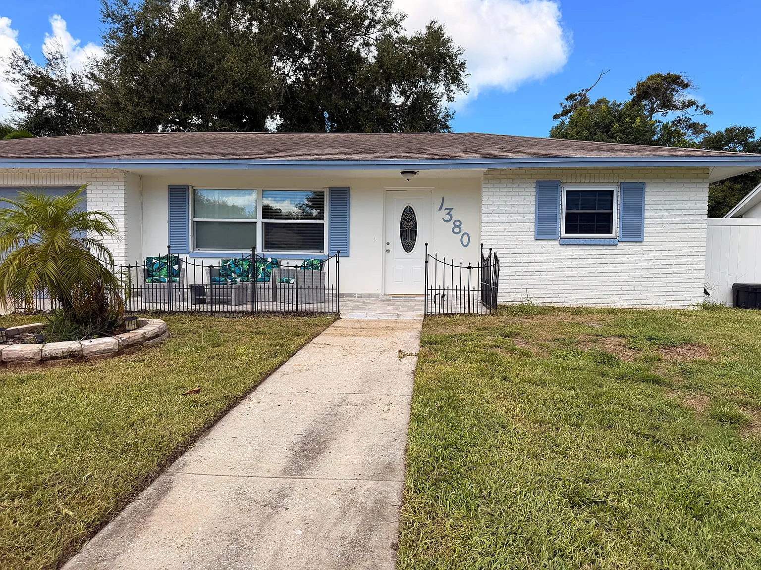 3 bed, 1150 sqft, $2,400 — Photo 2