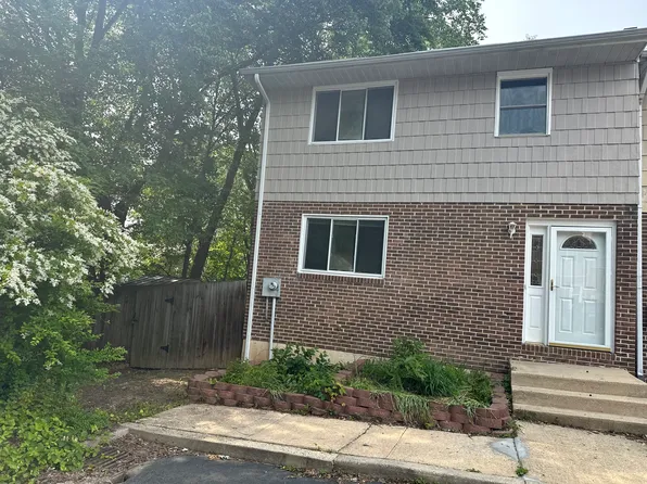 8 Jamestown Ct, North East, MD 21901