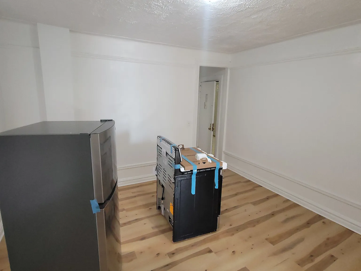 1 bed, 680 sqft, $2,100 — Photo 3