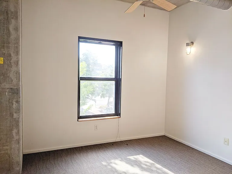Mercury - Residential — Photo 110