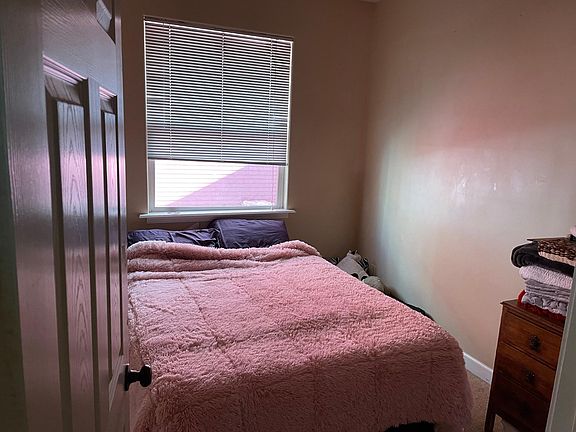 3rd image of 2025 9th St #A