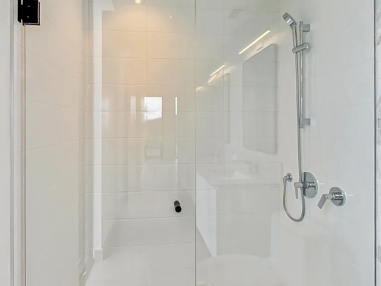 1414 Bayview Ave #404 — Photo 13
