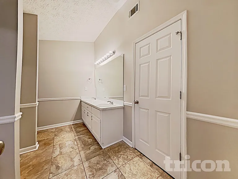 35 Crooked Creek Dr — Photo 10