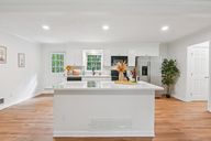 Stonewall Dr NW-S0810-013.jpg