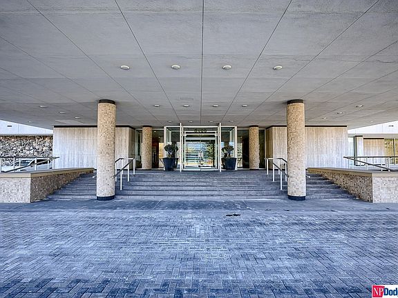 3rd image of 8405 Indian Hills Dr APT 2B3