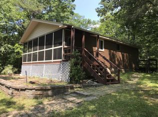 108 Puma Ct, Dingmans Ferry, PA 18328