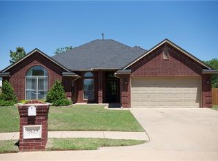1849 Tall Grass Ct, Edmond, OK 73012
