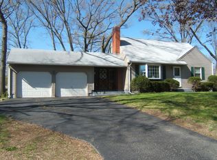 31 Play Rd, Enfield, CT 06082