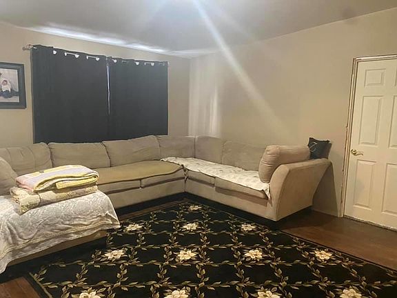 5th image of 207 Whitetail Dr