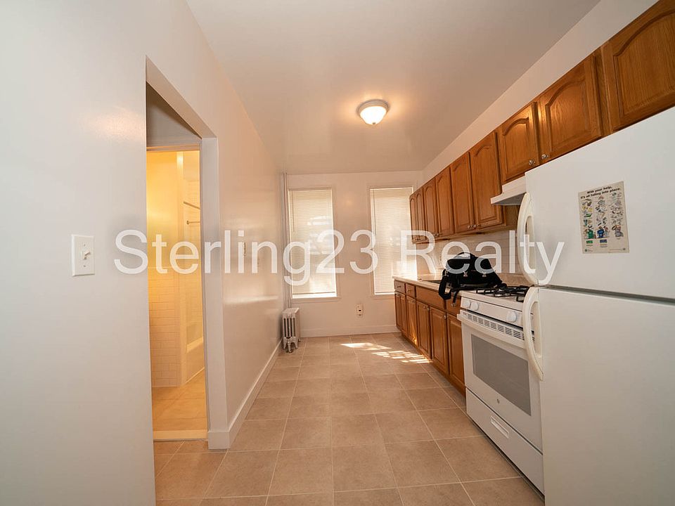 1st image of 34-20 42nd St #1RR