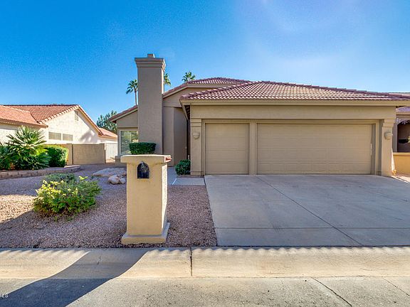 3rd image of 10625 E Arrowvale Dr