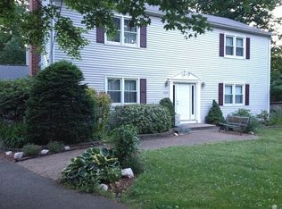 693 Savage St, Southington, CT 06489