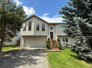 320 Peppertree Loop, Anchorage, AK 99504