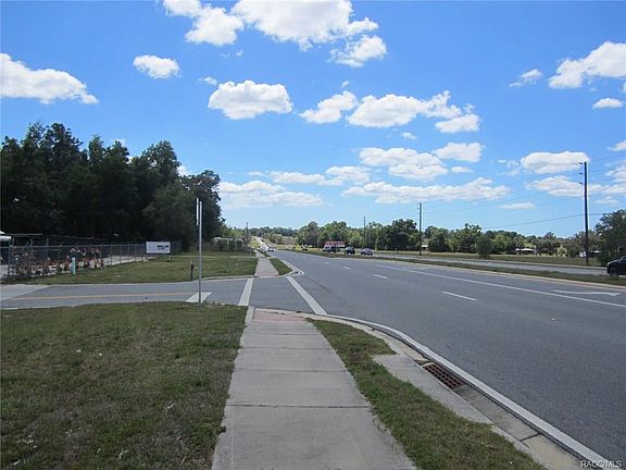 4th image of 1723 N Lecanto Hwy