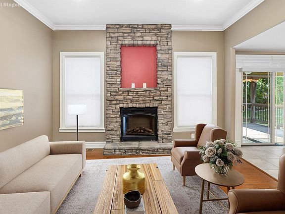 2nd image of 705 Katy Cir