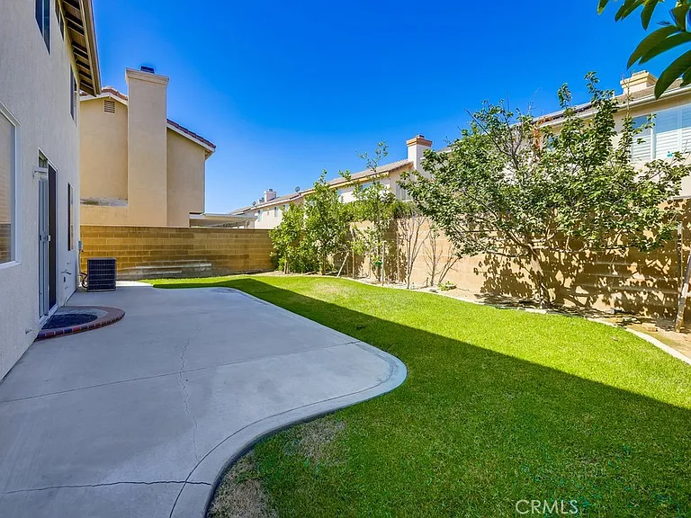 321 Riley Ct — Photo 61
