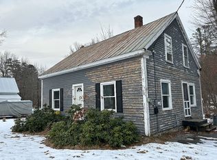 30 Pleasant St, Fryeburg, ME 04037