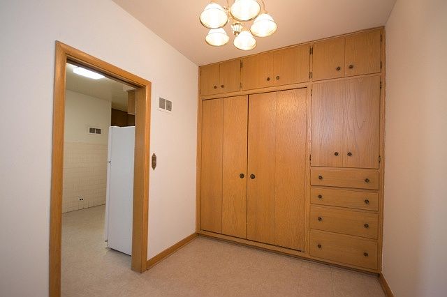 1st image of 3150 N Leavitt St #2