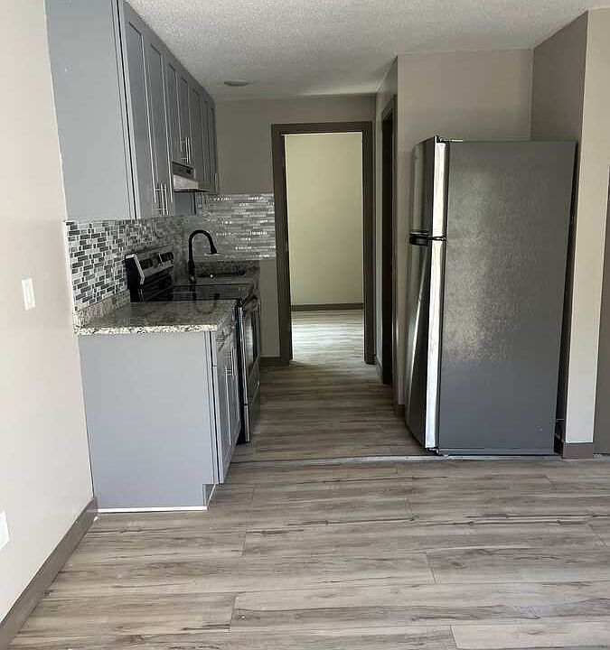 1st image of 5 Brookside Ln Unit 5