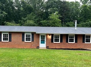 125 Winewood Dr, Locust Grove, VA 22508