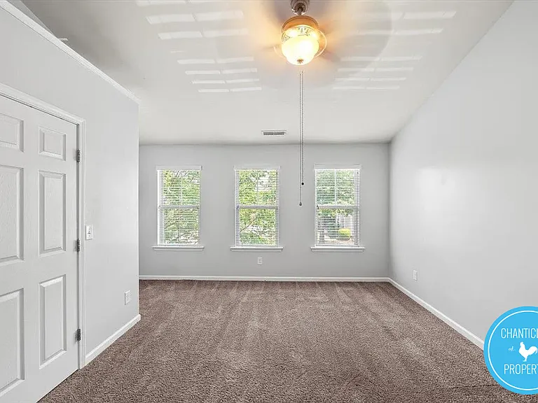 3100 Berkeley Springs Pl #1 — Photo 14