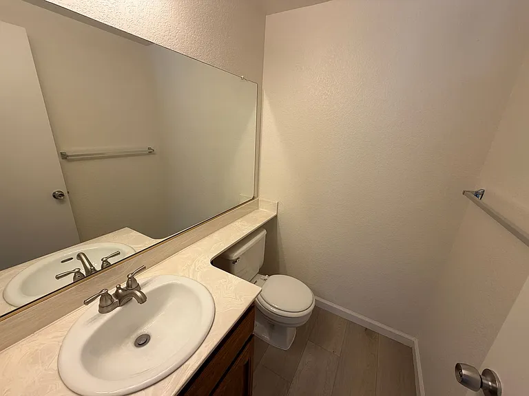 872 Shellwood Way — Photo 19