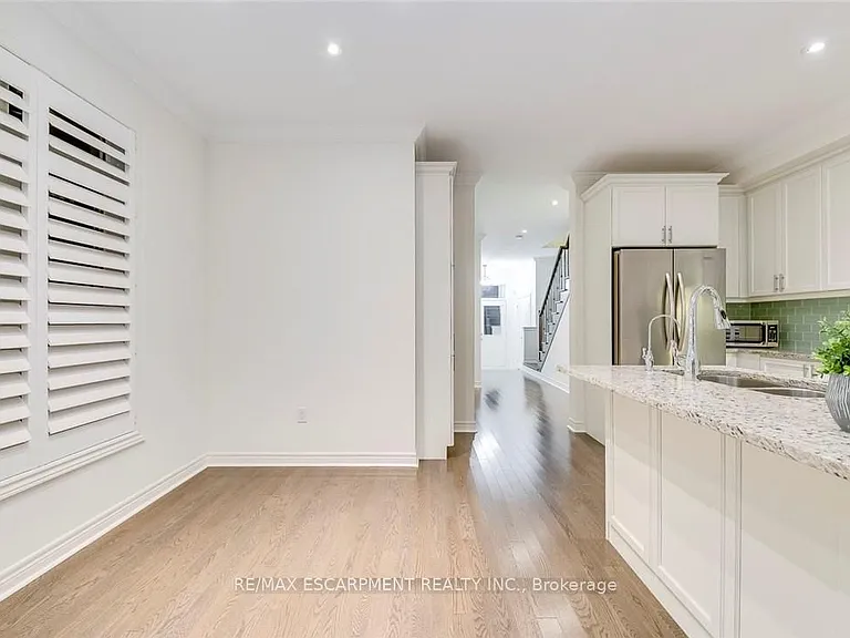 3087 Eberly Woods Dr — Photo 12