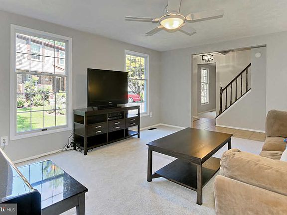 4th image of 8455 Brass Knob Ct