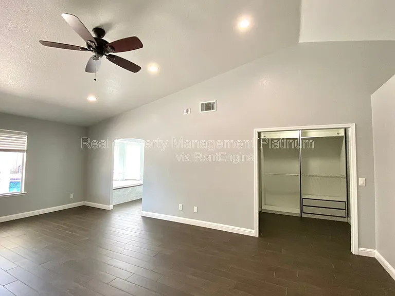 6509 N Vista Ave — Photo 14