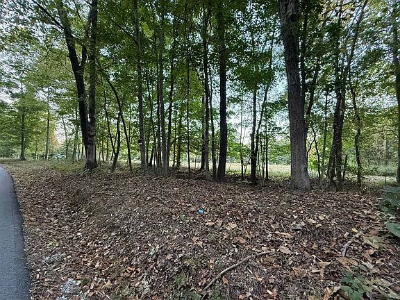 2nd image of 426 H W McPherson Rd