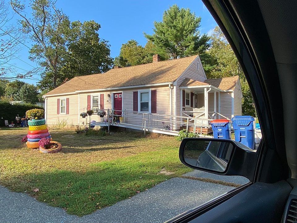 2nd image of 148 Spring St