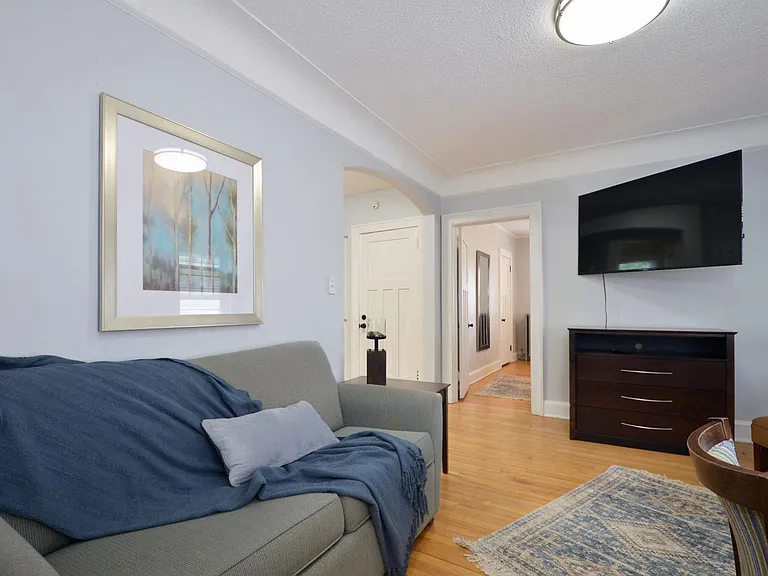 3326 Hennepin Ave S #2 — Photo 6