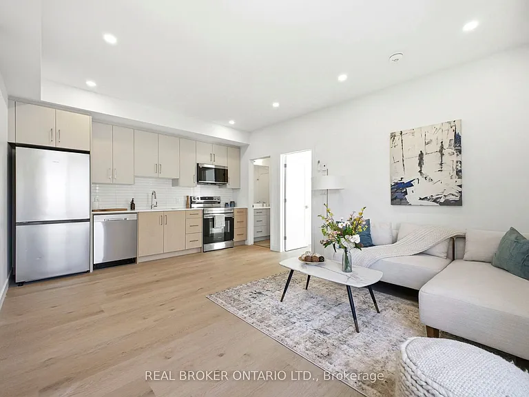 184 Woodroffe Ave #6 — Photo 3