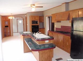 50 Wood River Ln, Talladega, AL 35160