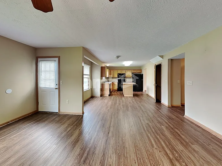 438 Rothgate Dr — Photo 6