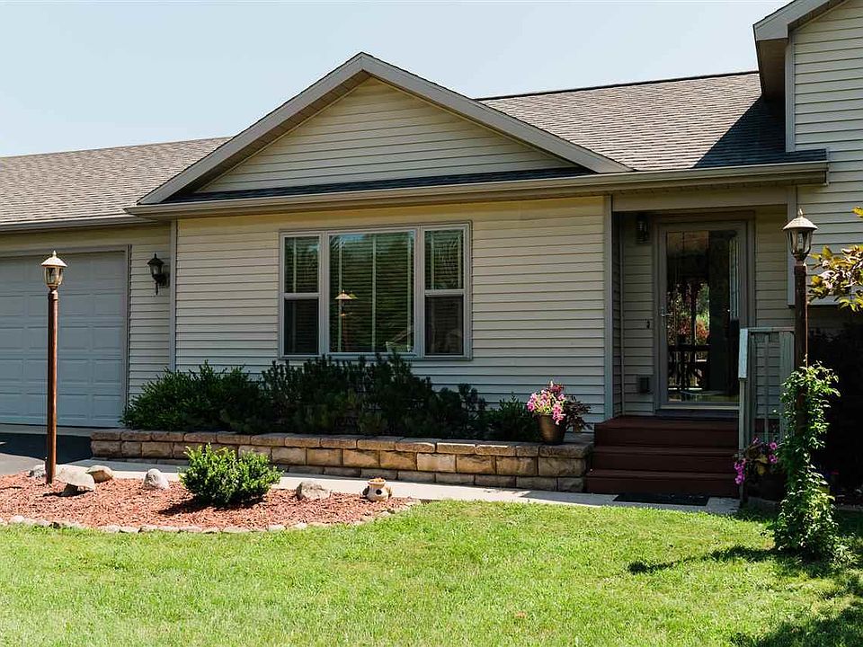 1st image of 849 Denie Ln