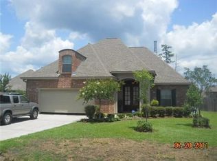 254 Autumn Woods Dr, Covington, LA 70433