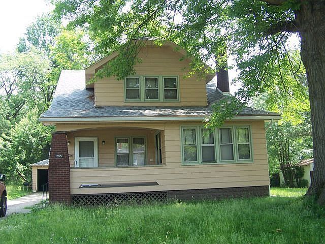 1st image of 555 Parkcliff Ave
