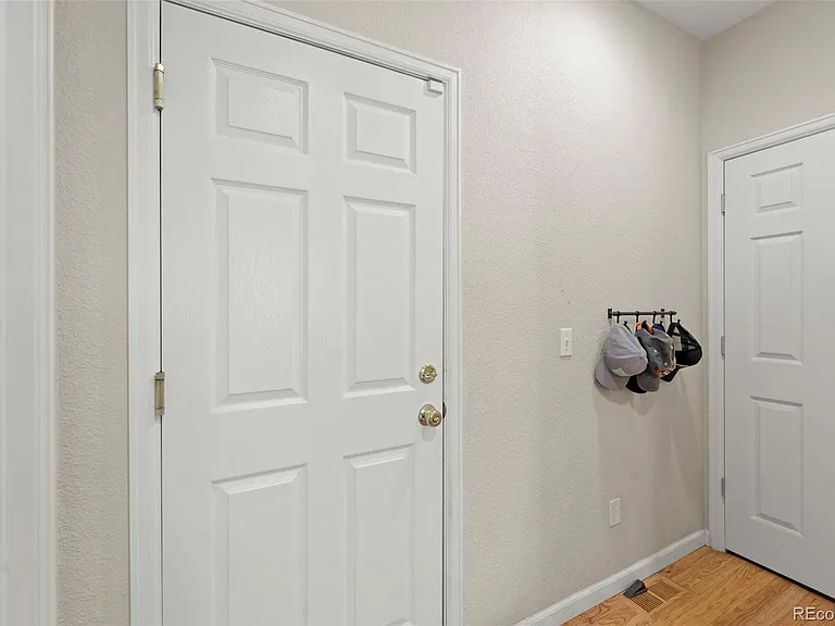 5521 Cross Creek Dr — Photo 13