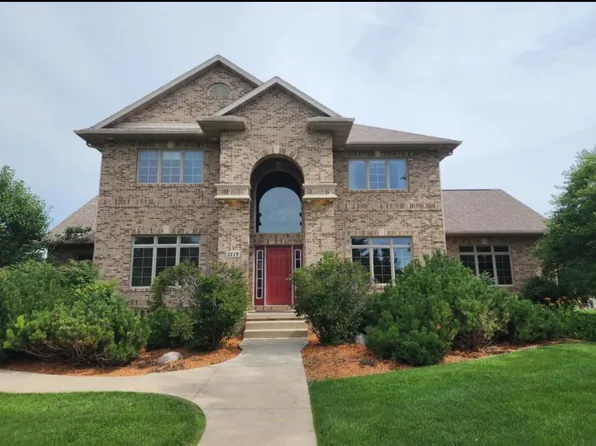 3119 Cobble Stone Ct, Cedar Falls, IA 50613