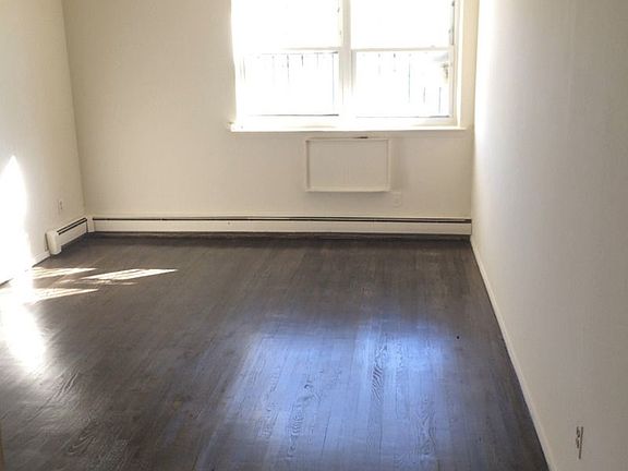 4th image of 6016 86th St APT 1A
