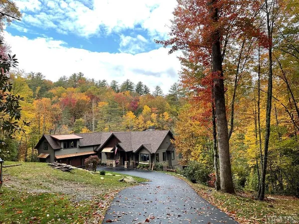 389 Turkey Roost Road, Sapphire, NC 28774