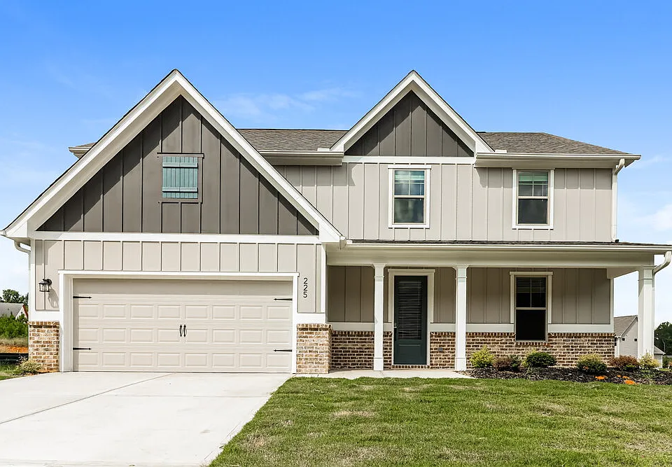225 Cantrell Dr