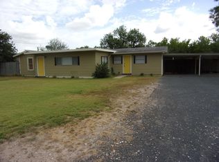 1807 Garner Field Rd, Uvalde, TX 78801
