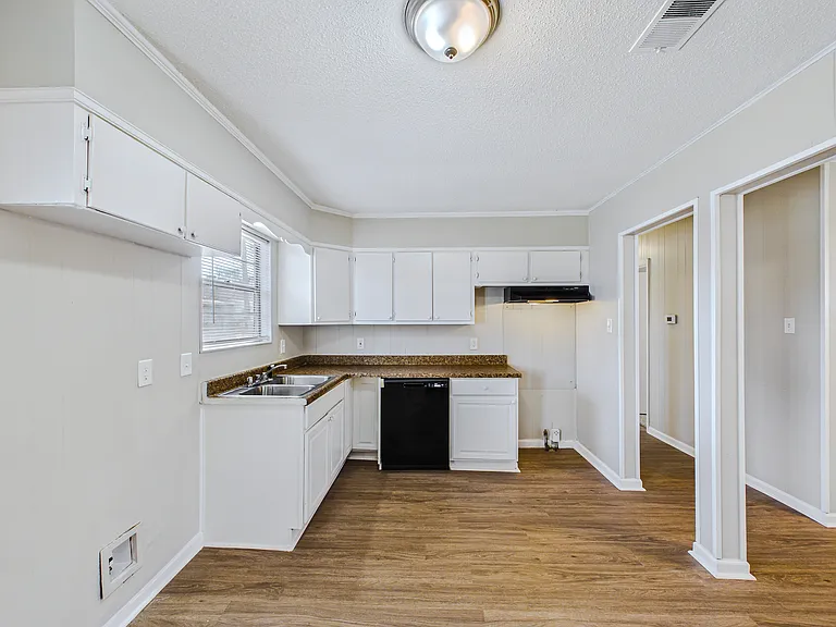 6921 knollwood Rd-11_03172026