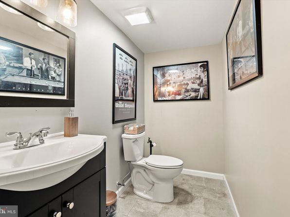 12 Apollo Dr, Hamilton, NJ 08620